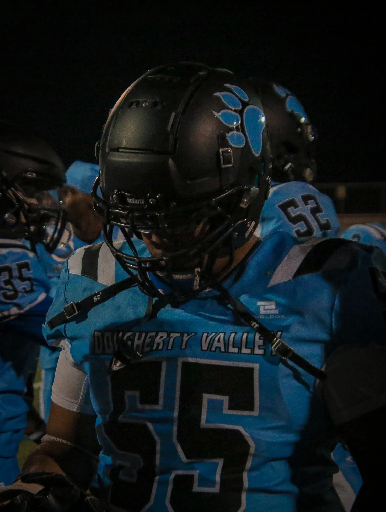 Football — frame 13 of 57