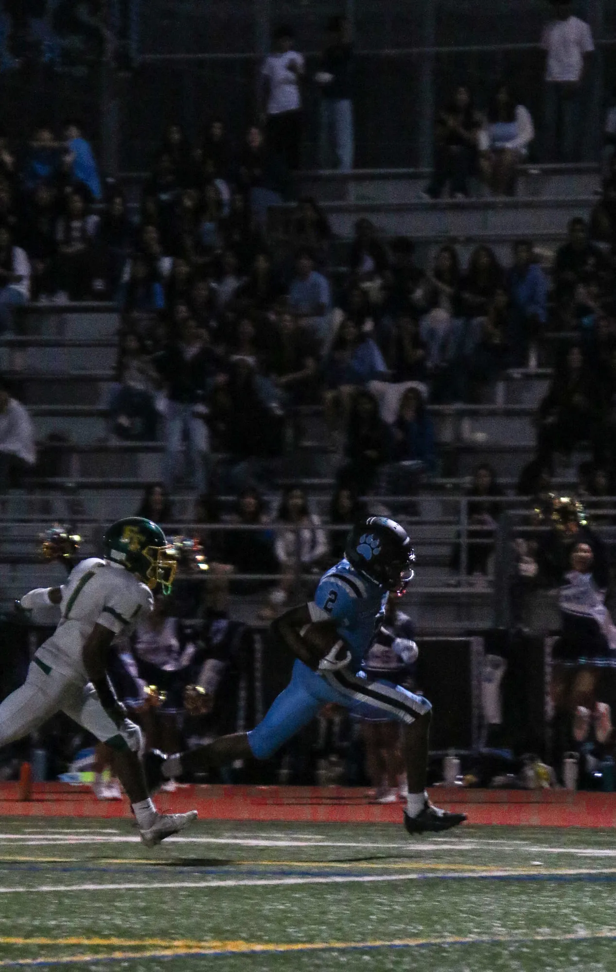 Football — frame 27 of 57