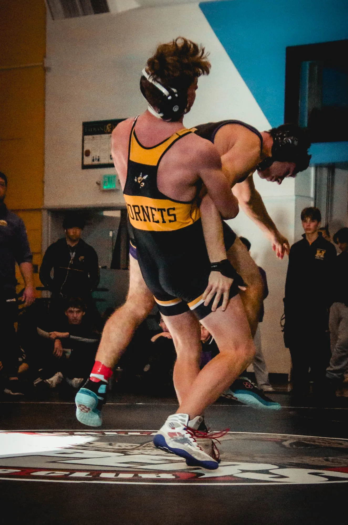Wrestling — frame 9 of 235