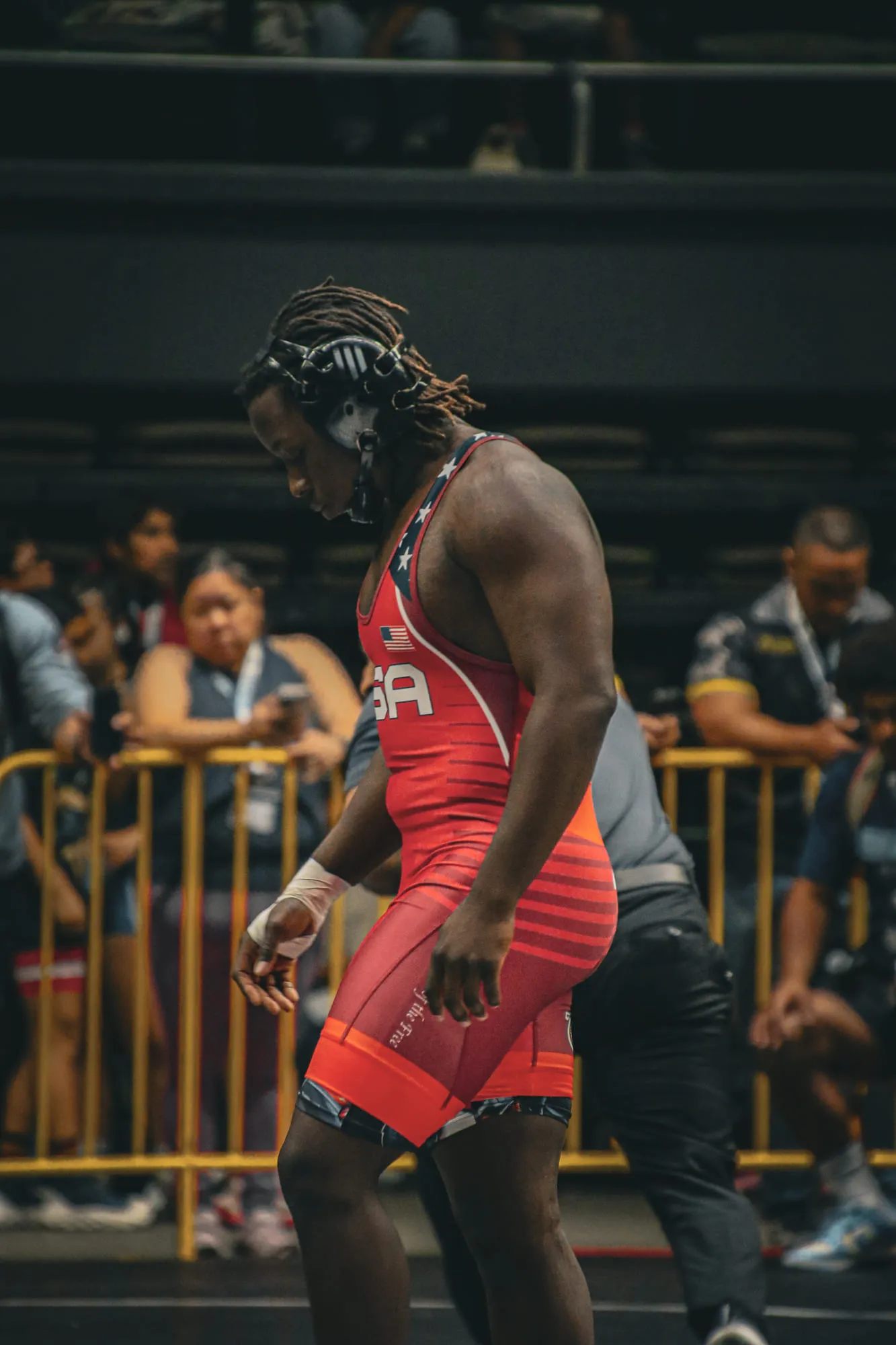 Wrestling — frame 21 of 235