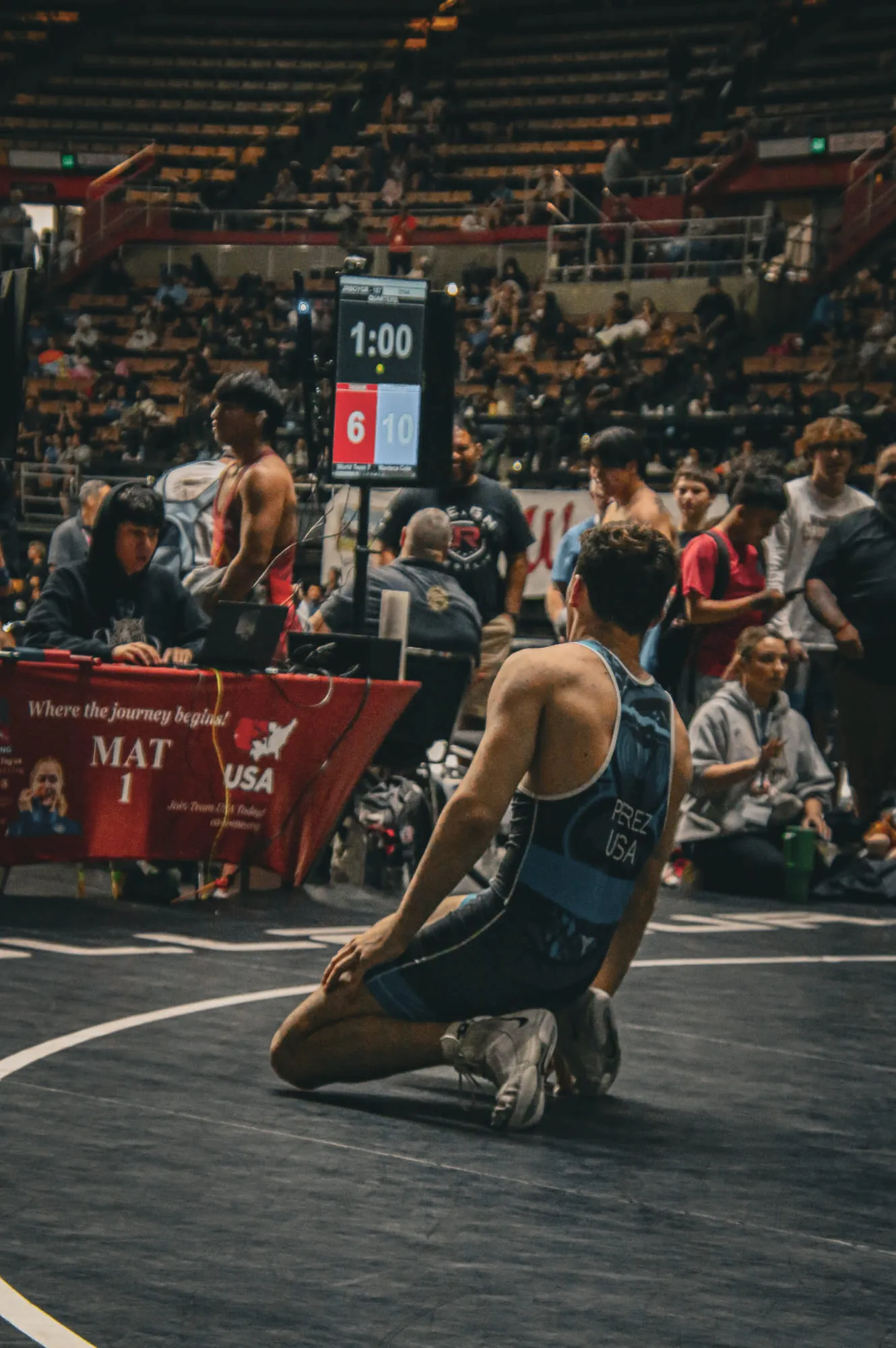 Wrestling — frame 30 of 235