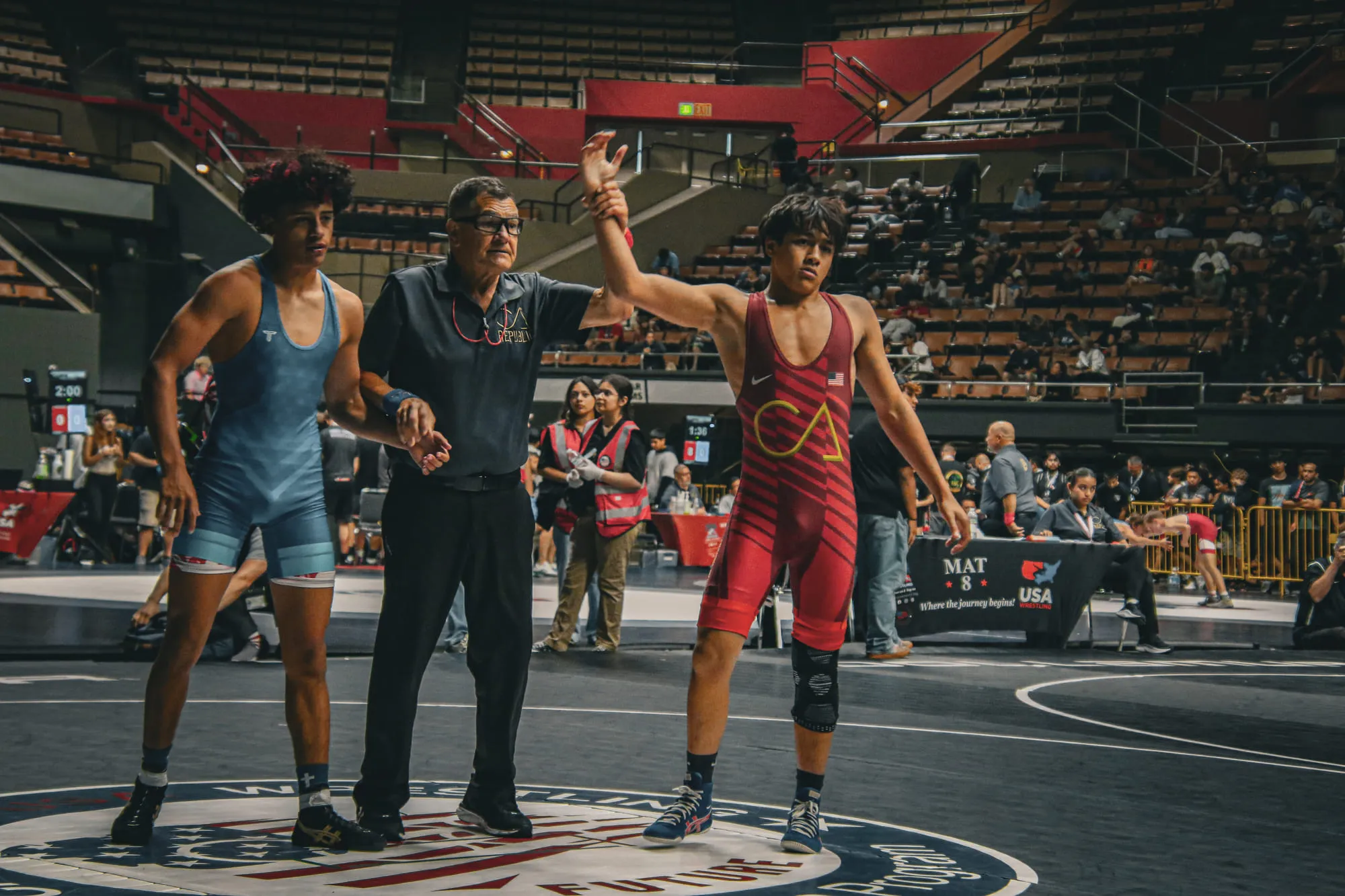 Wrestling — frame 38 of 235