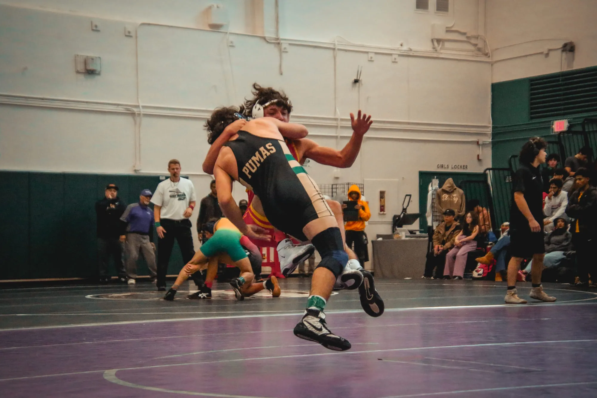 Wrestling — frame 49 of 235