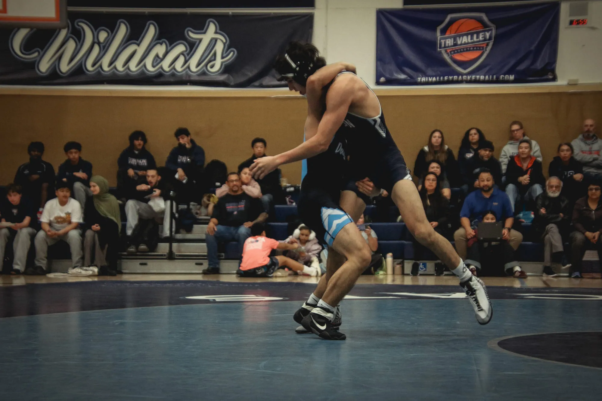 Wrestling — frame 115 of 235