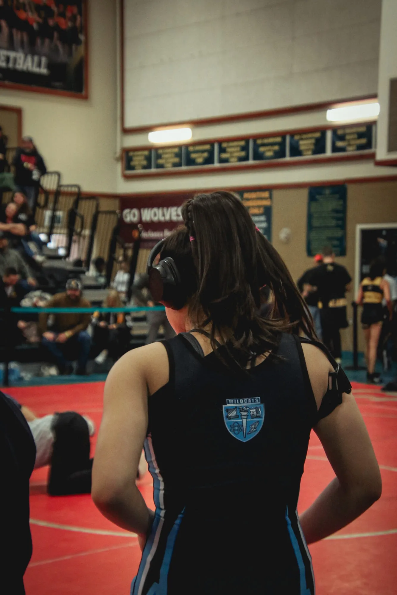 Wrestling — frame 128 of 235